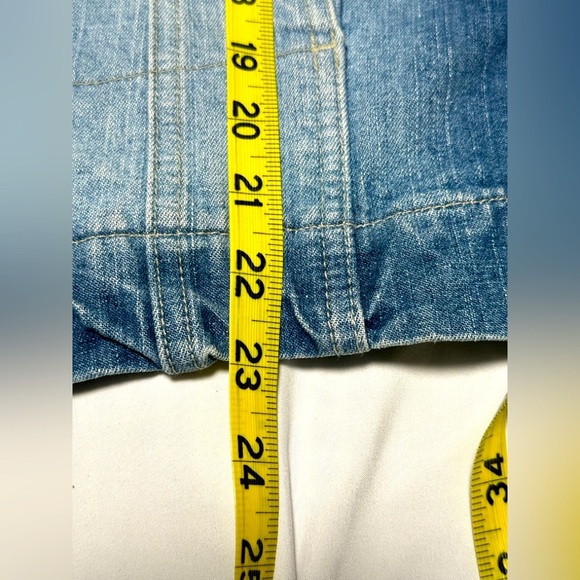 Vintage Tommy Jeans Women's Blue Optic Wash Denim Trucker Jacket - Picture 7 of 10